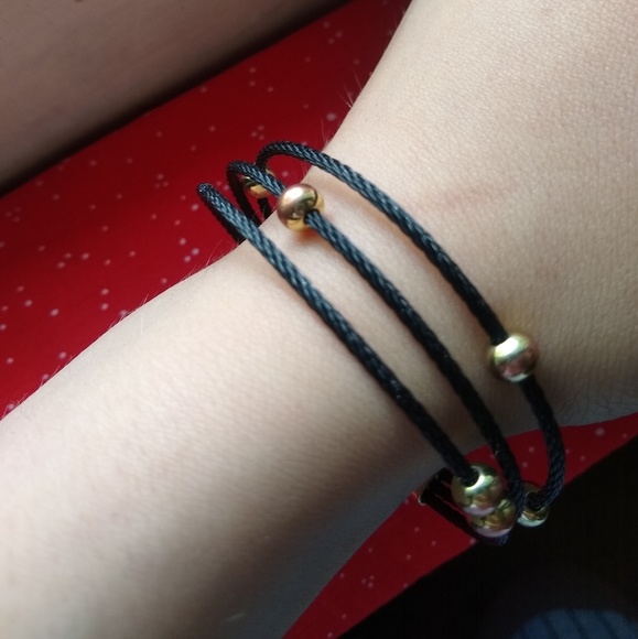 Black bracelet - Picture 2 of 3